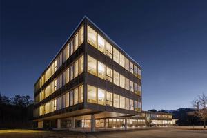 �. �����-���������, ������� ��������, 35